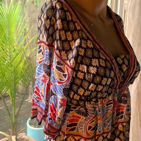 ANGIE 70’s Pattern Tunic , 100% Rayon, Lightweight/Sheer size small - Picture 5 of 9